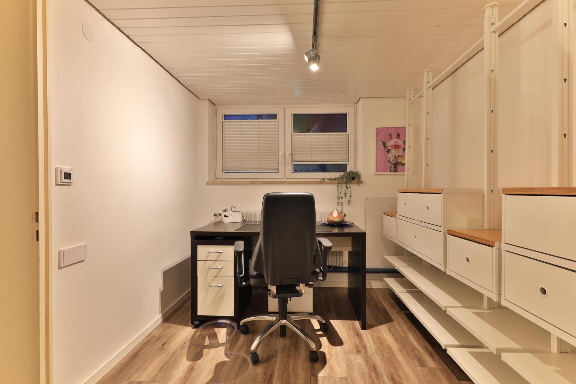 Ferienwohnung Nahe A8 Augsburg Muenchen Ulm Gersthofen Exterior photo